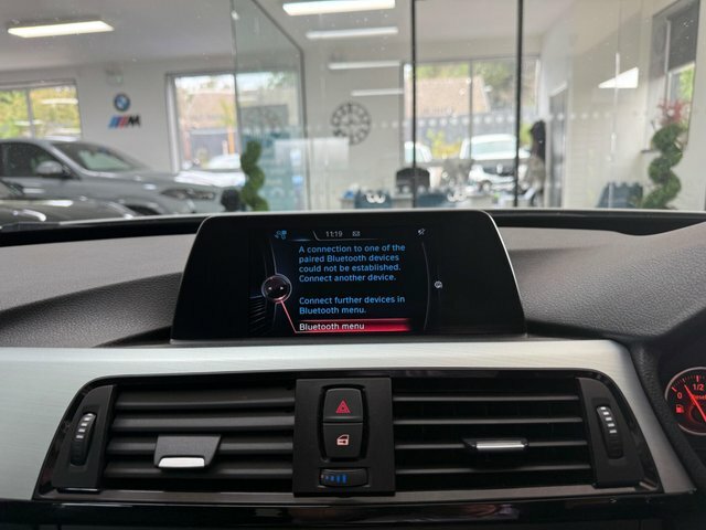BMW 3 Series Gran Turismo Hatchback 3.0 White #17