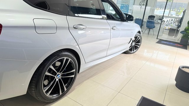 BMW 3 Series Gran Turismo Hatchback 3.0 White #30