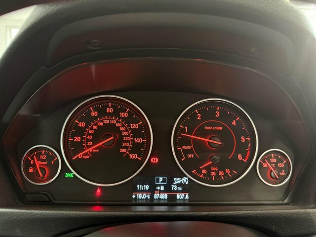 BMW 3 Series Gran Turismo Hatchback 3.0 White #23