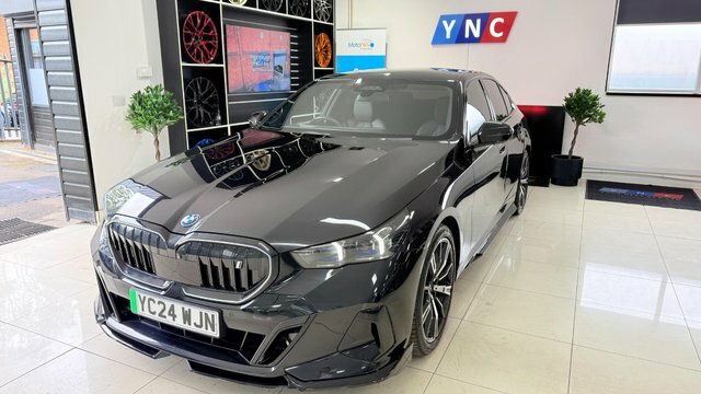 BMW i5 M Sport White #62