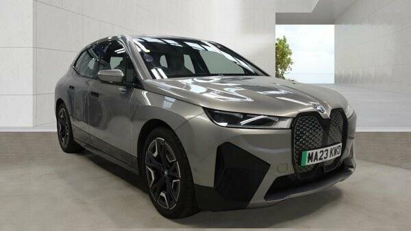BMW iX 40 76.6Kwh M Sport Grey #2