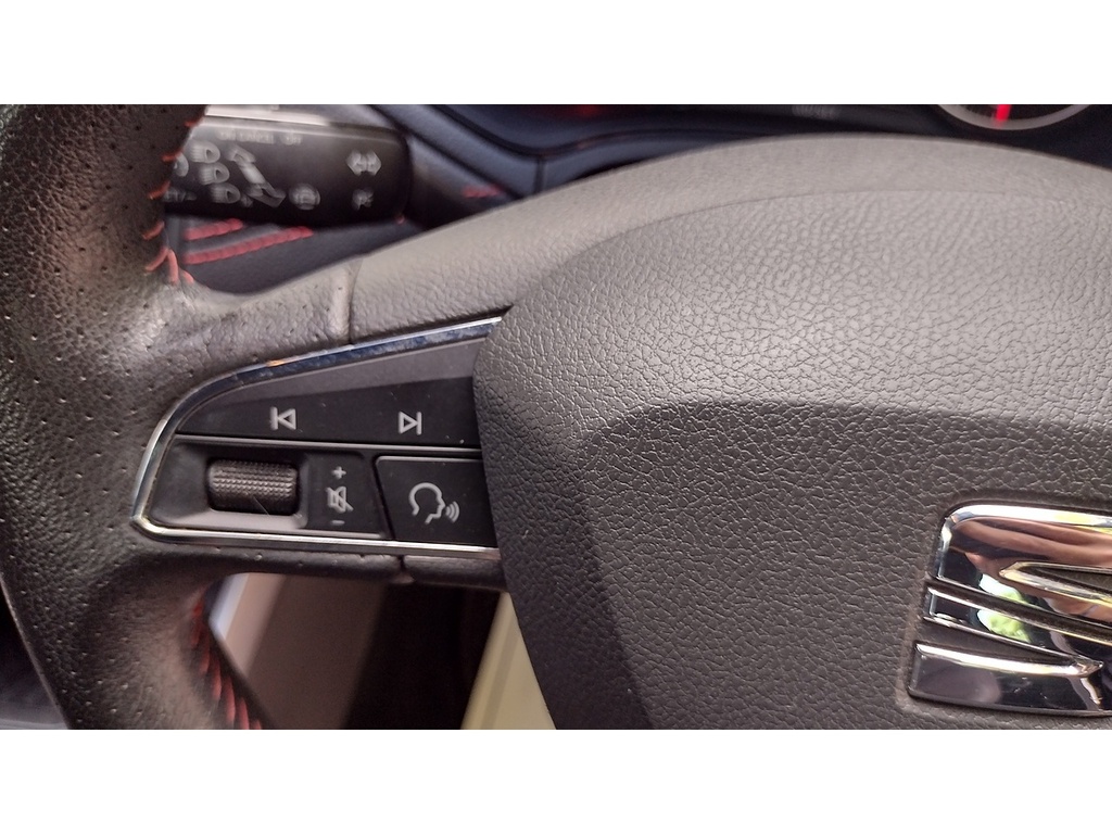 Seat Arona Tsi Fr KY69HGO Black #4
