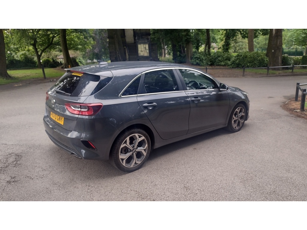 Kia Ceed 1.0 2 Isg 118 Bhp Red #17