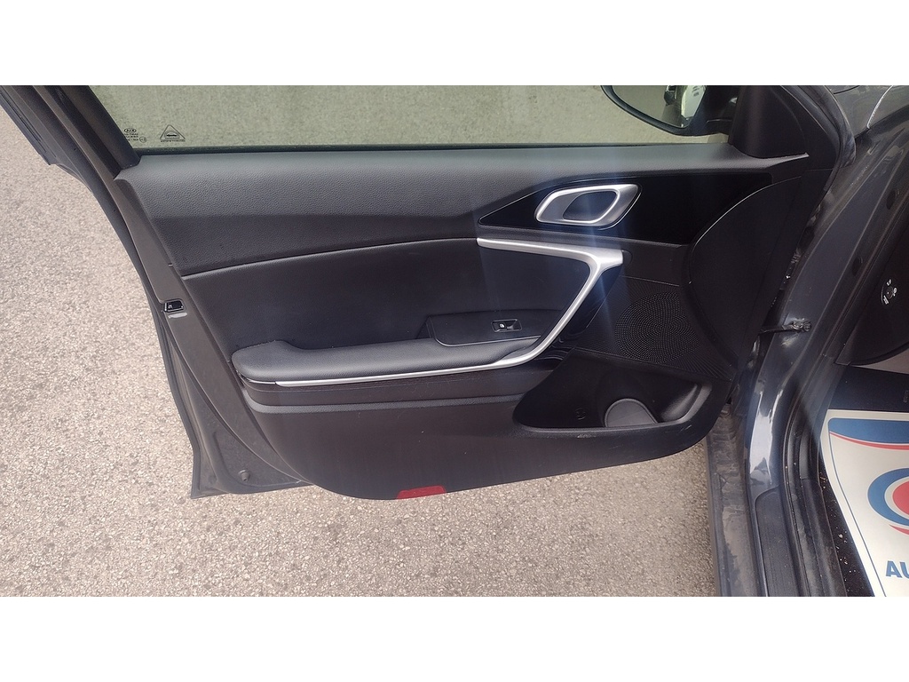 Kia Ceed 1.0 2 Isg 118 Bhp Red #16