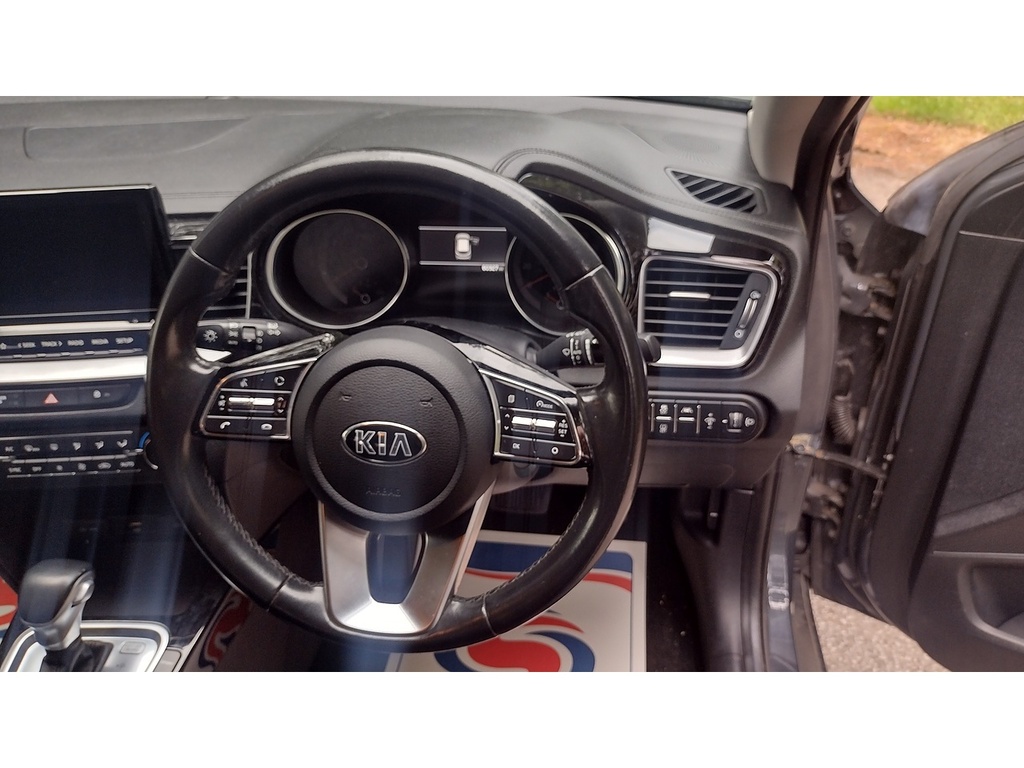 Kia Ceed 1.0 2 Isg 118 Bhp Red #7