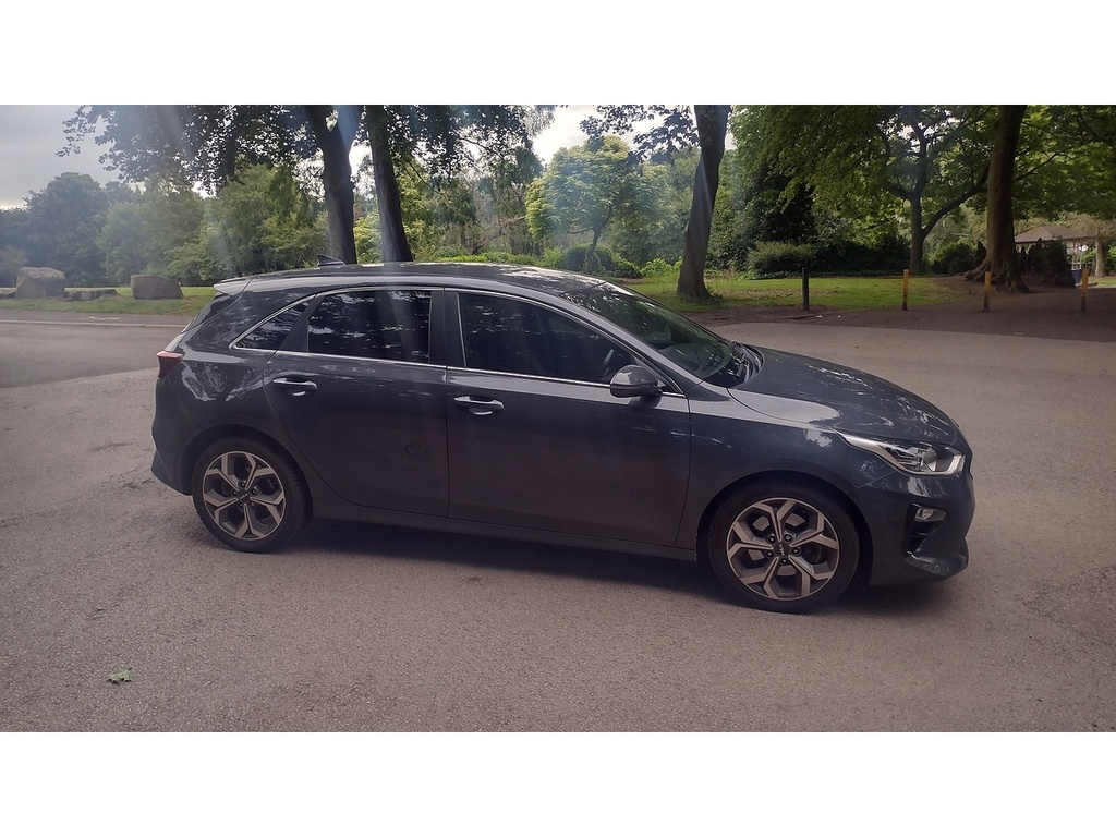 Kia Ceed 1.0 2 Isg 118 Bhp Red #1