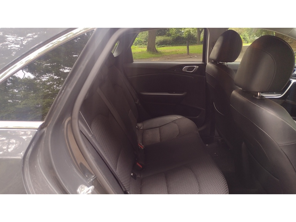 Kia Ceed 1.0 2 Isg 118 Bhp Red #12