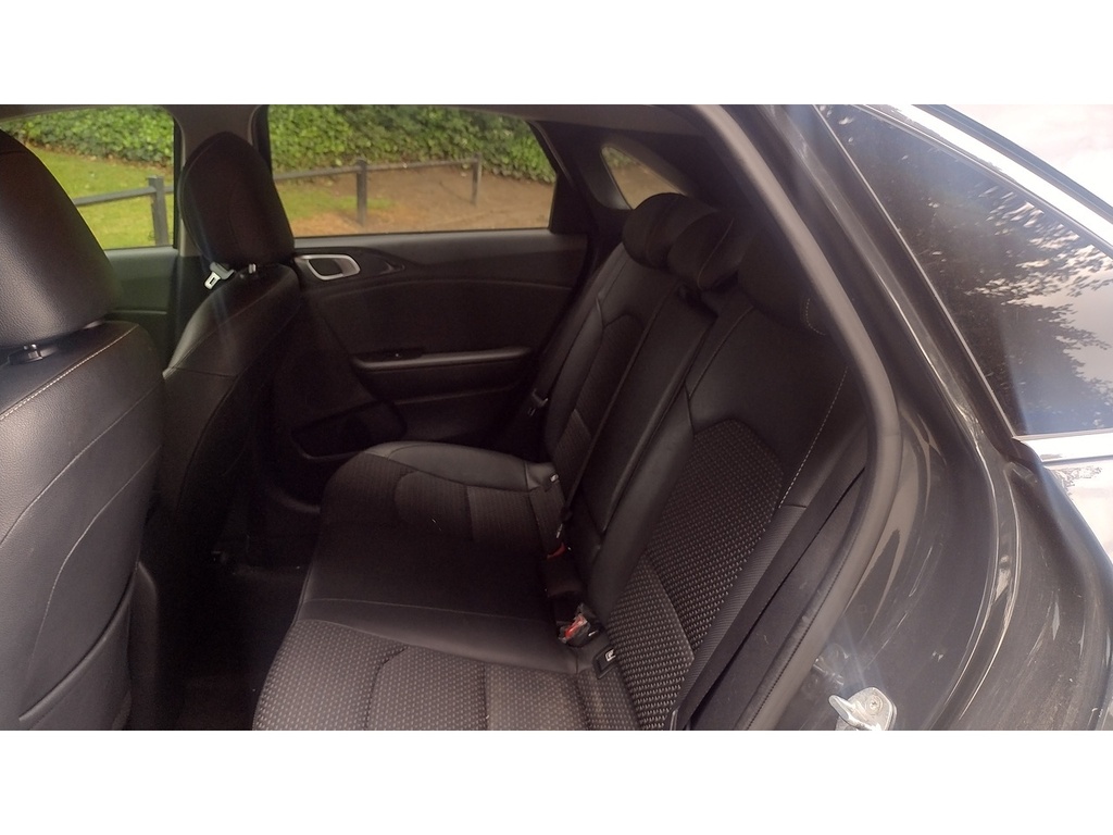 Kia Ceed 1.0 2 Isg 118 Bhp Red #15