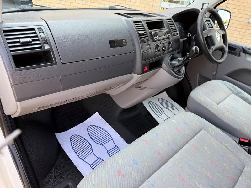 Volkswagen Transporter Estate Blue #17