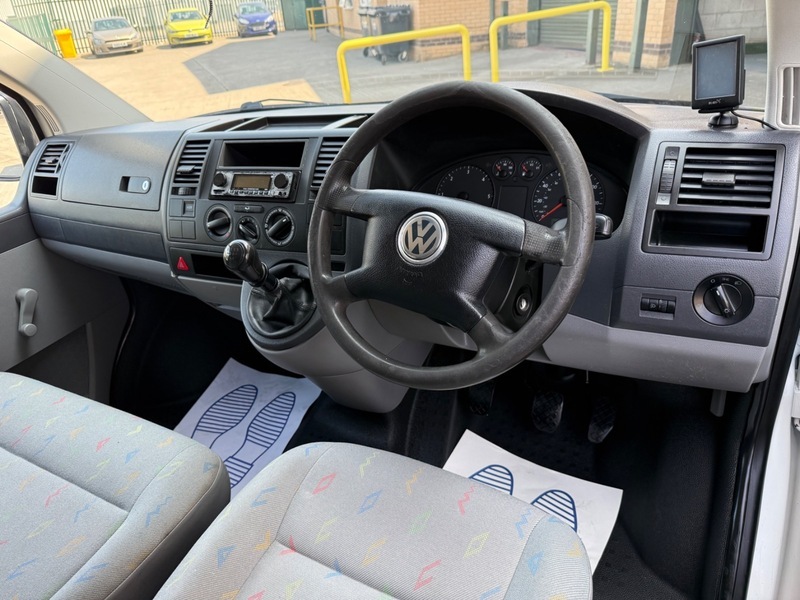 Volkswagen Transporter Estate Blue #12