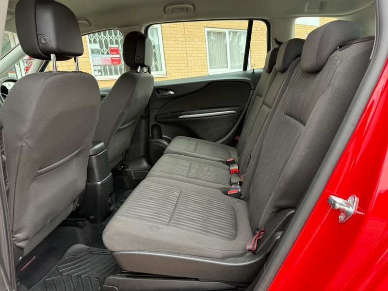 Vauxhall Zafira Mpv Silver #31