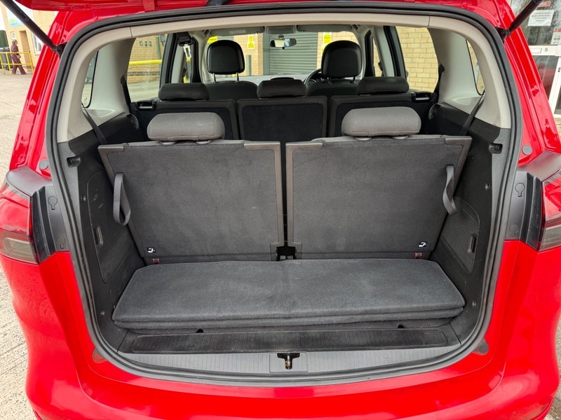 Vauxhall Zafira Mpv Silver #37