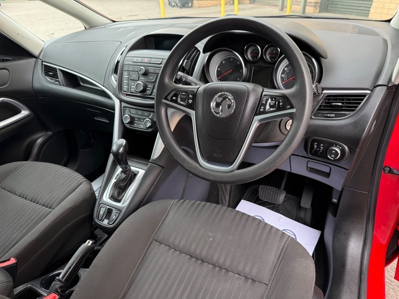 Vauxhall Zafira Mpv Silver #13