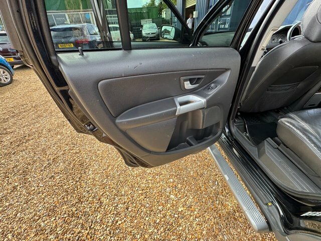Volvo XC90 2.4 D5 Se Geartronic Blue #17