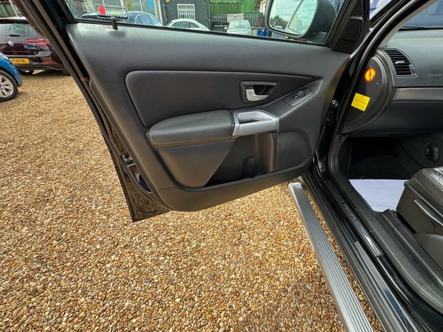 Volvo XC90 2.4 D5 Se Geartronic Blue #20