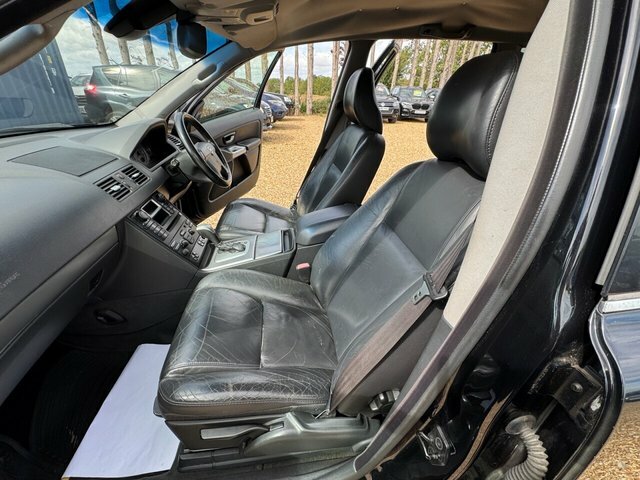 Volvo XC90 2.4 D5 Se Geartronic Blue #19