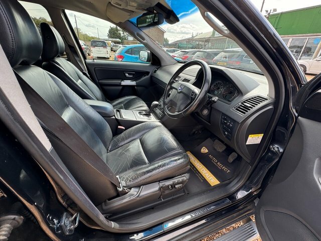Volvo XC90 2.4 D5 Se Geartronic Blue #22