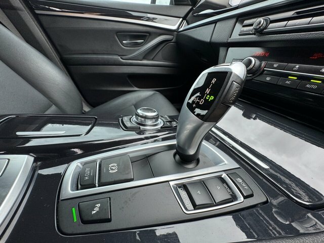 BMW 5 Series 520D 190 Se Step Silver #22
