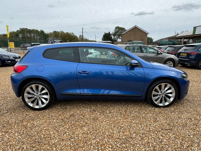 Volkswagen Scirocco 2.0 Tsi Gt Hatchback White #8