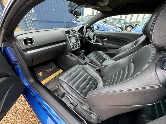 Volkswagen Scirocco 2.0 Tsi Gt Hatchback White #23