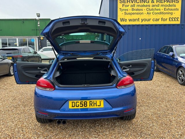 Volkswagen Scirocco 2.0 Tsi Gt Hatchback White #12
