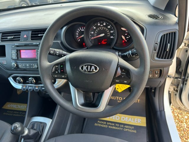 Kia RIO 1.2 Vr7 84 Bhp Red #18