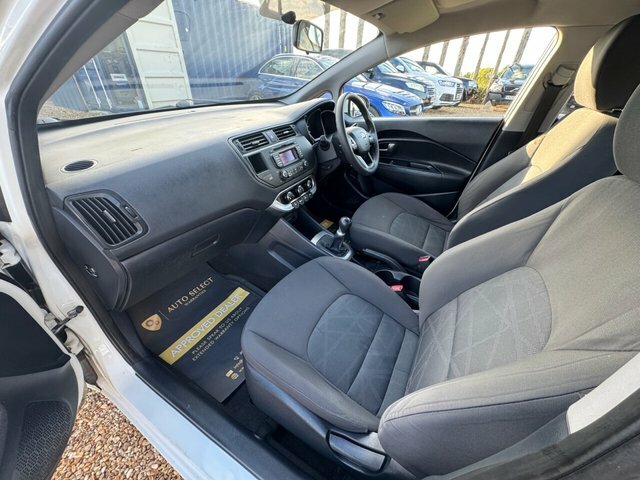 Kia RIO 1.2 Vr7 84 Bhp Red #28