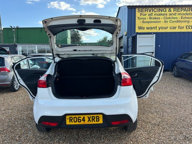 Kia RIO 1.2 Vr7 84 Bhp Red #10