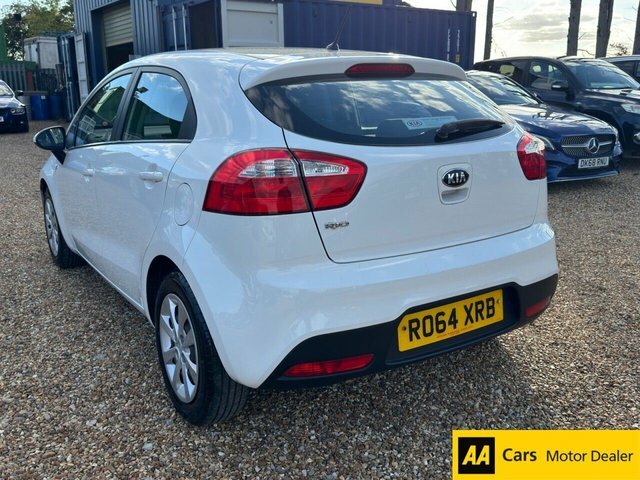 Kia RIO 1 Air Hatchback White #4