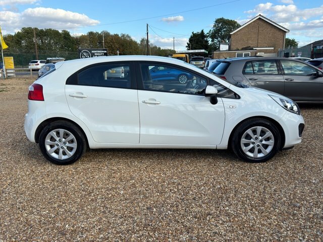 Kia RIO 1.2 Vr7 84 Bhp Red #8