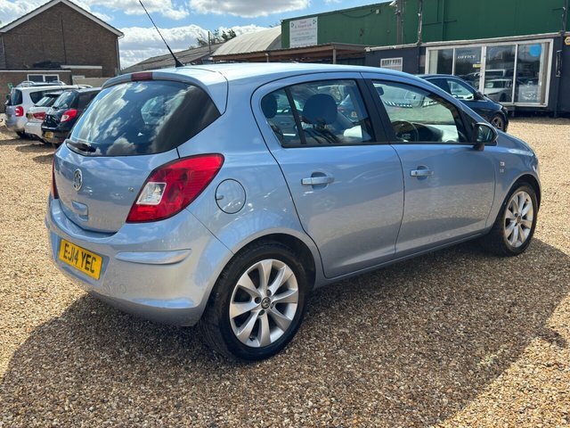 Vauxhall Corsa 16V Excite Hatchback Blue #5