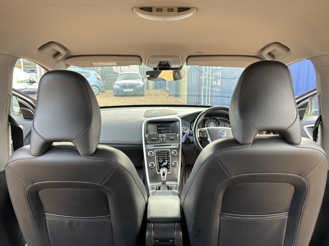 Volvo XC60 D4 Se White #18