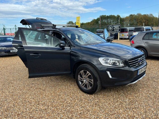 Volvo XC60 D4 Se White #13