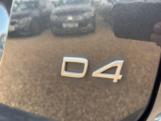 Volvo XC60 D4 Se White #11