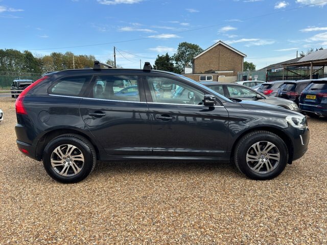 Volvo XC60 D4 Se White #9