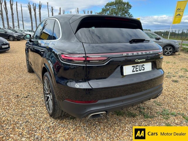 Porsche Cayenne V6 E-hybrid 17.9Kwh Suv Black #5