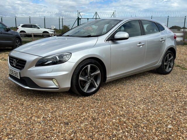 Volvo V40 D2 R-design Lux Nav Silver #6
