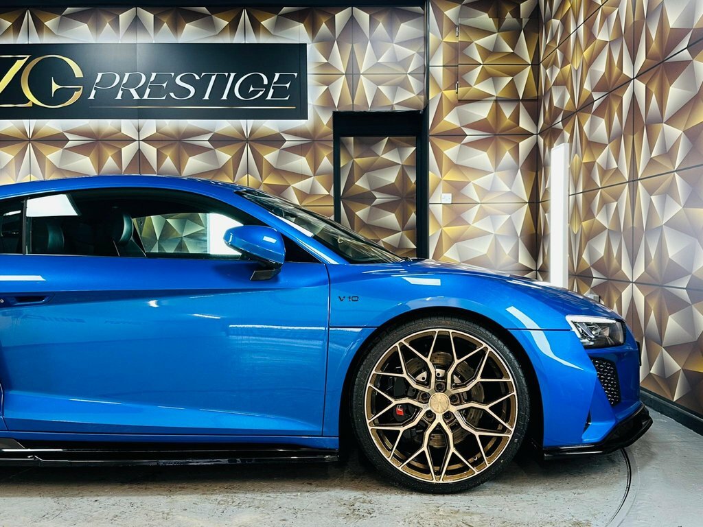 Audi R8 V10 Performance Carbon Black Quattro Blue #36
