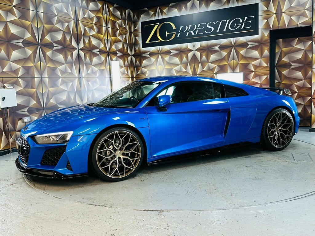Audi R8 V10 Performance Carbon Black Quattro Blue #24