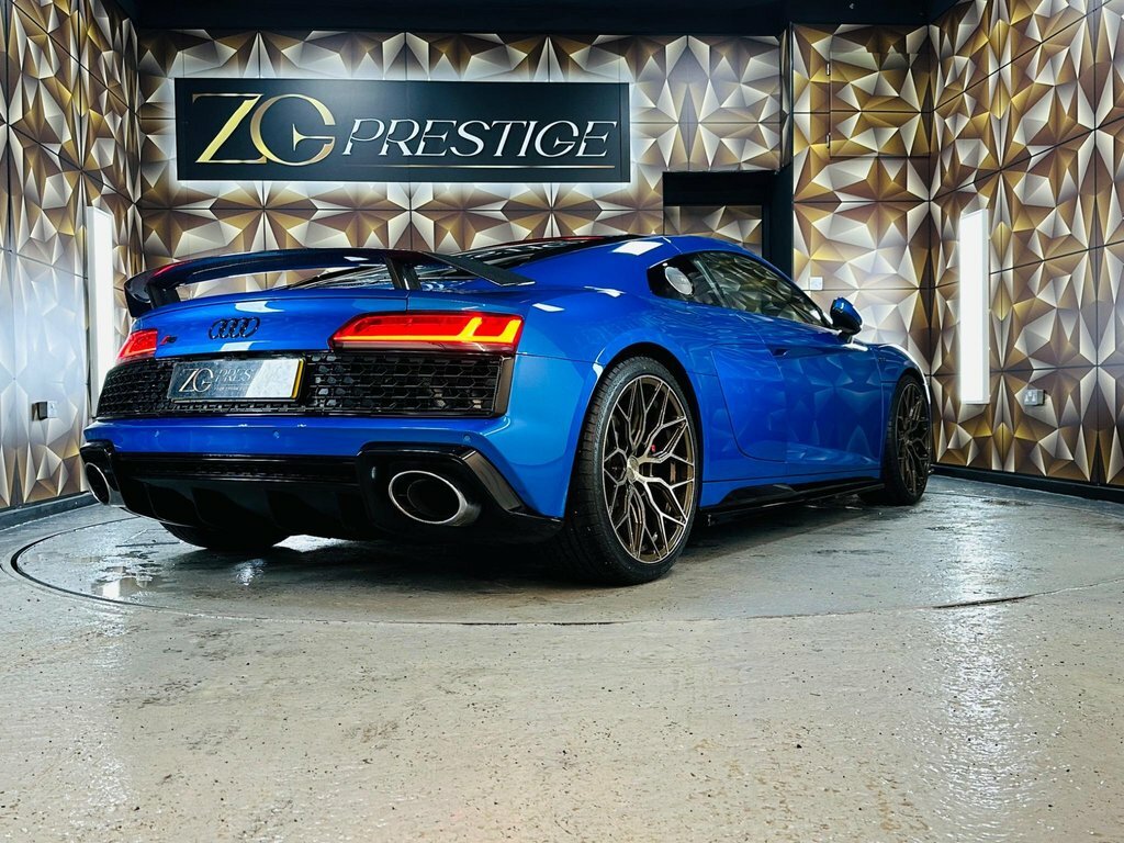 Audi R8 V10 Performance Carbon Black Quattro Blue #39
