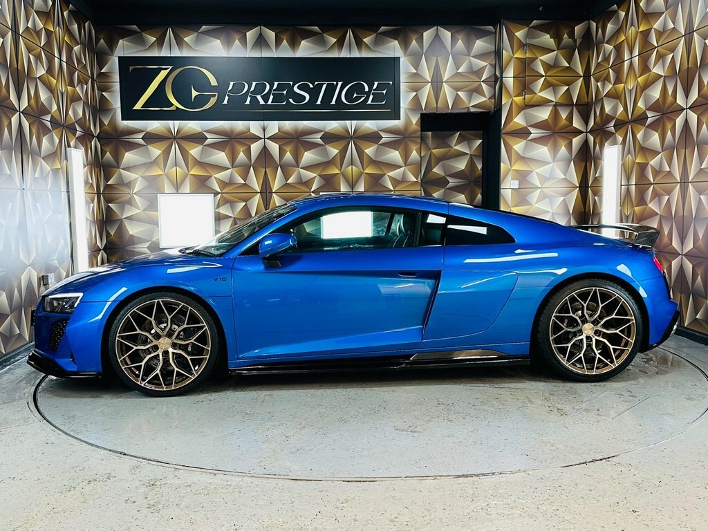 Audi R8 V10 Performance Carbon Black Quattro Blue #7