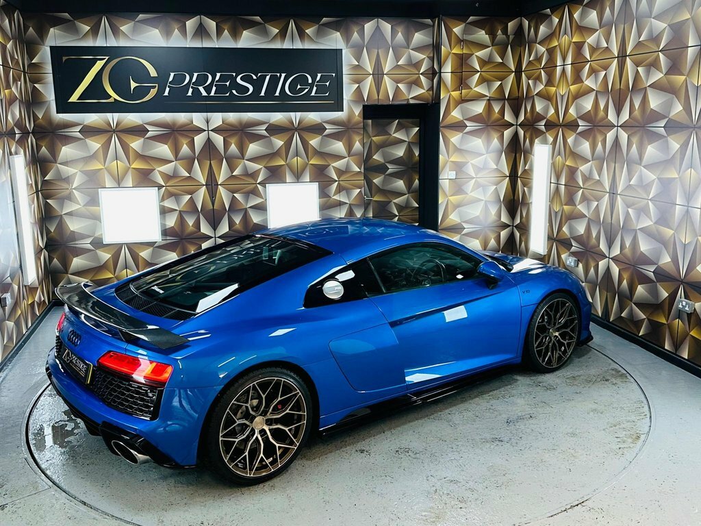 Audi R8 V10 Performance Carbon Black Quattro Blue #19