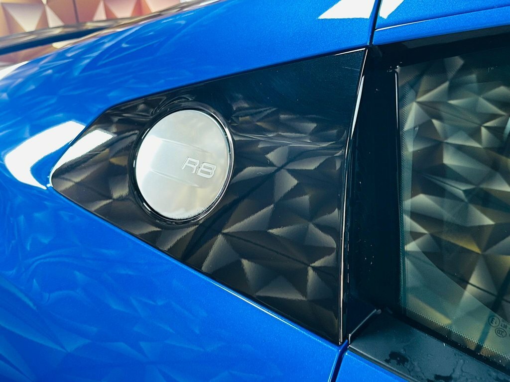 Audi R8 V10 Performance Carbon Black Quattro Blue #40