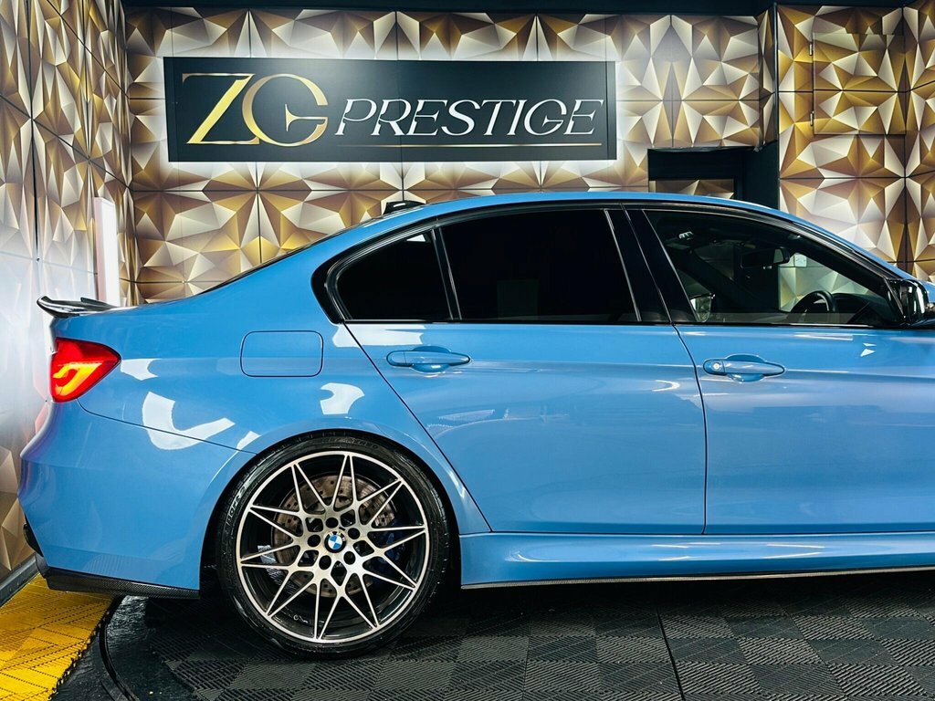 BMW M3 3.0 M3 Saloon Competition Package 2016 Black #27