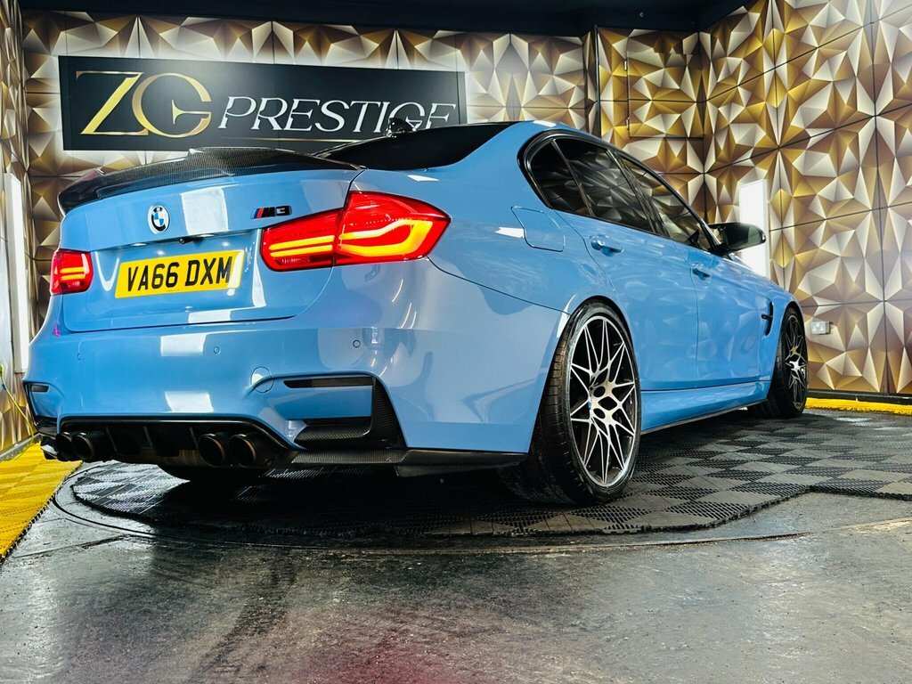 BMW M3 3.0 M3 Saloon Competition Package 2016 Black #37