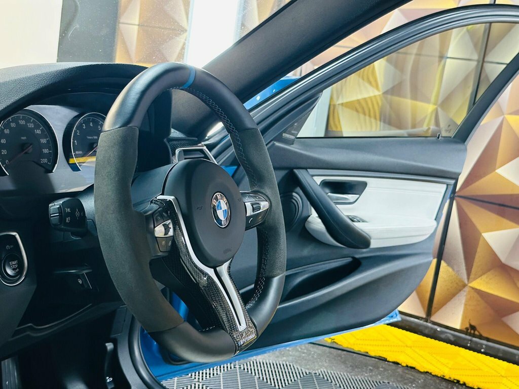 BMW M3 3.0 M3 Saloon Competition Package 2016 Black #20