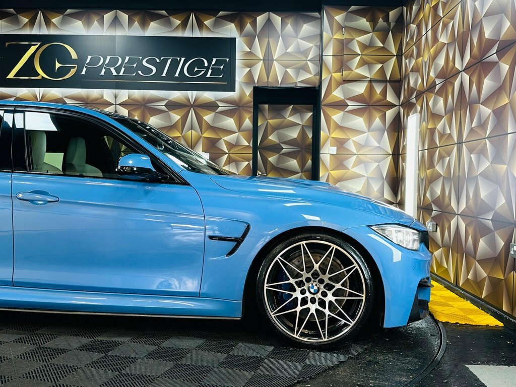 BMW M3 3.0 M3 Saloon Competition Package 2016 Black #36