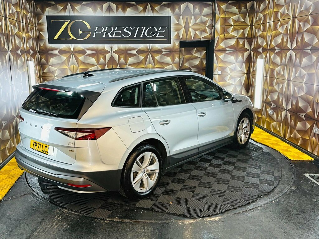 Skoda ENYAQ Suv Silver #5