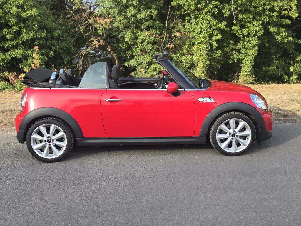 Mini Convertible 1.6 Cooper 122 Bhp Brown #31