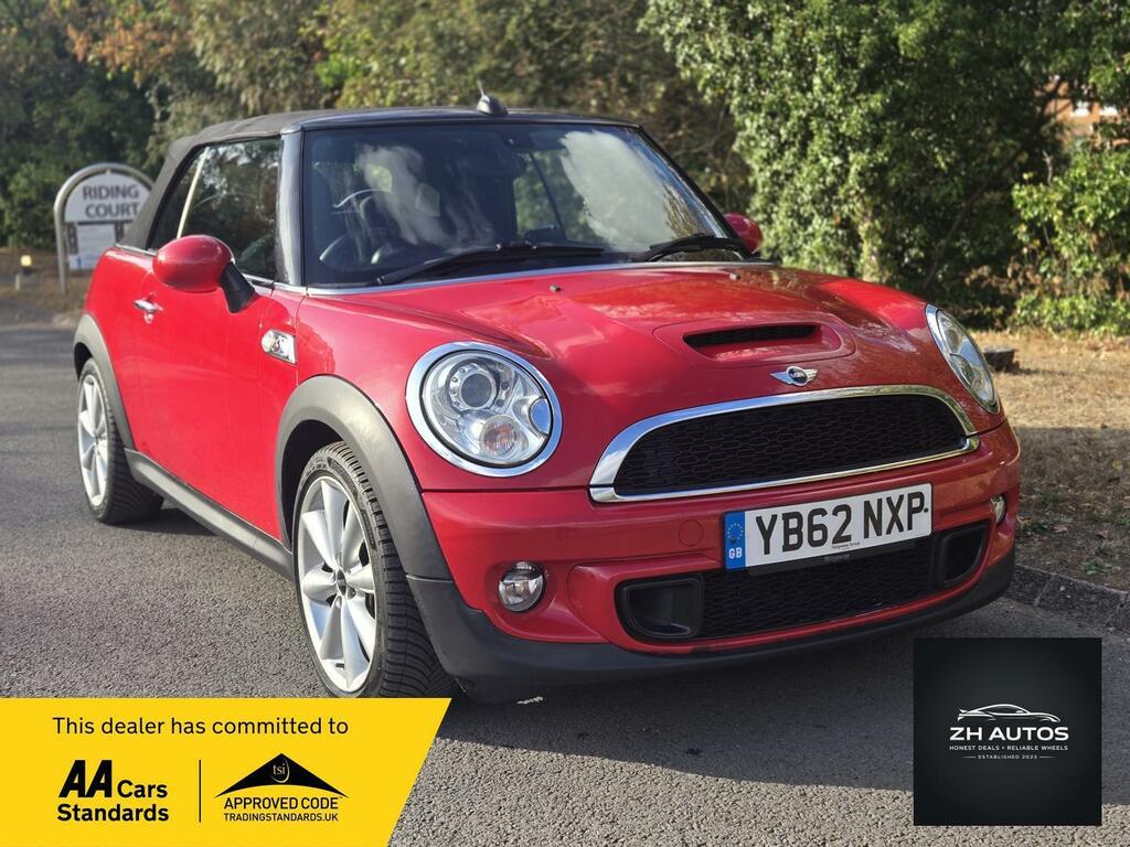 Mini Convertible Cooper S Red